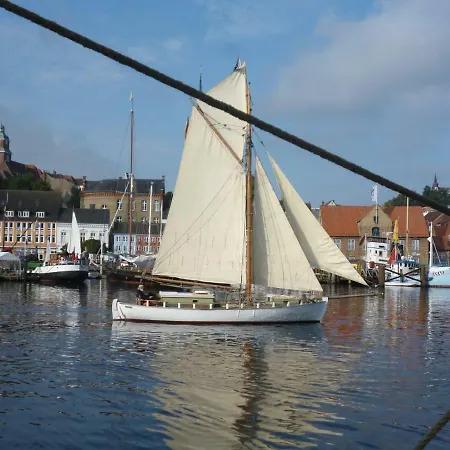 Holiday home Foerdefarm-natura *